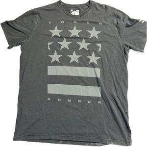 Under Amour Big Star Patriotic All Black L‎ Loose Fit  heatgear T Shirt